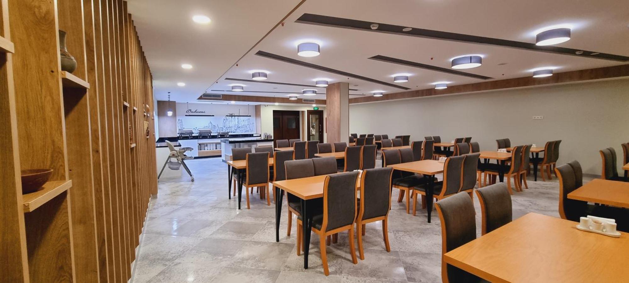 Hotel Salvador Batumi Bagian luar foto