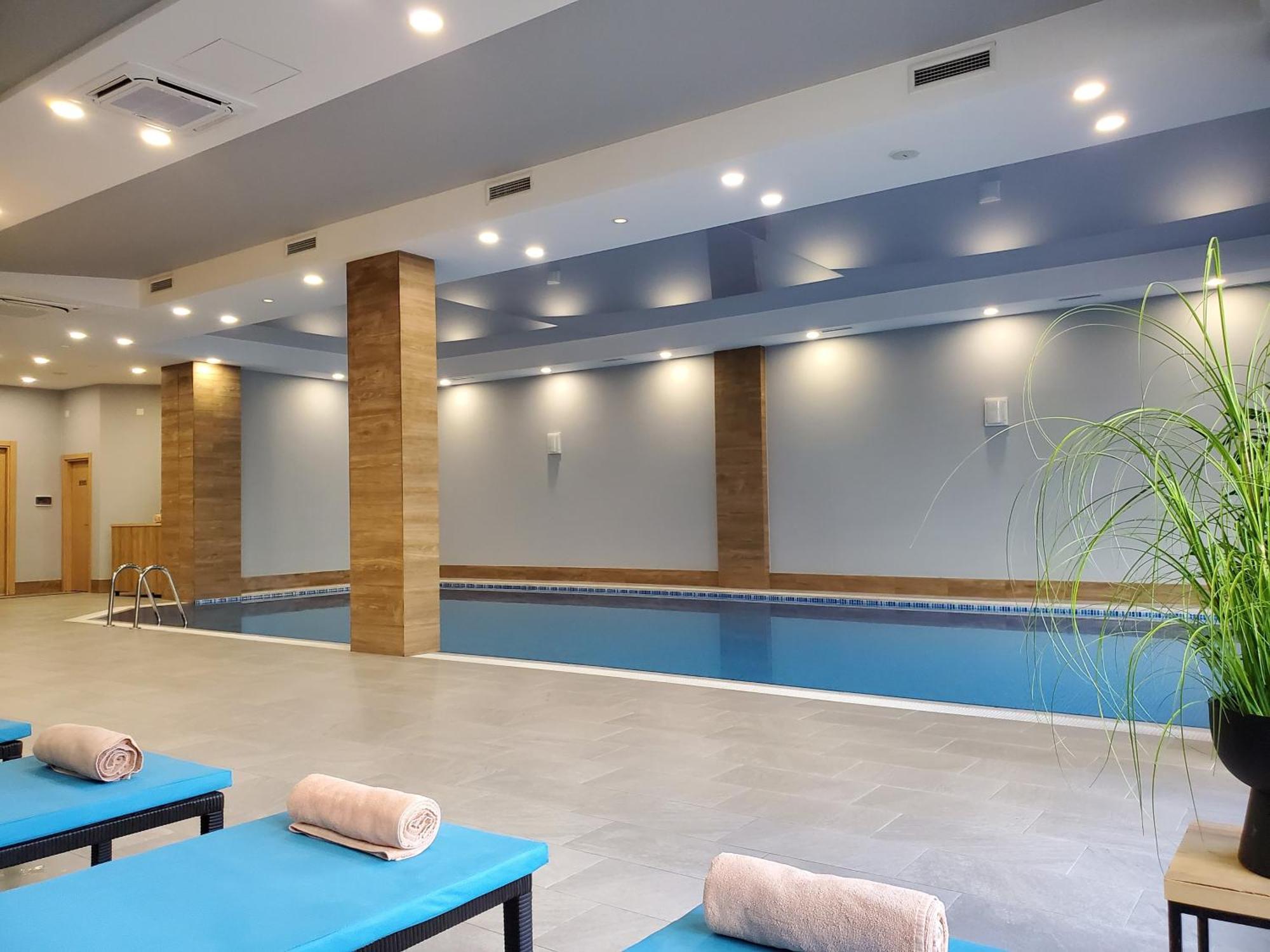 Hotel Salvador Batumi Bagian luar foto